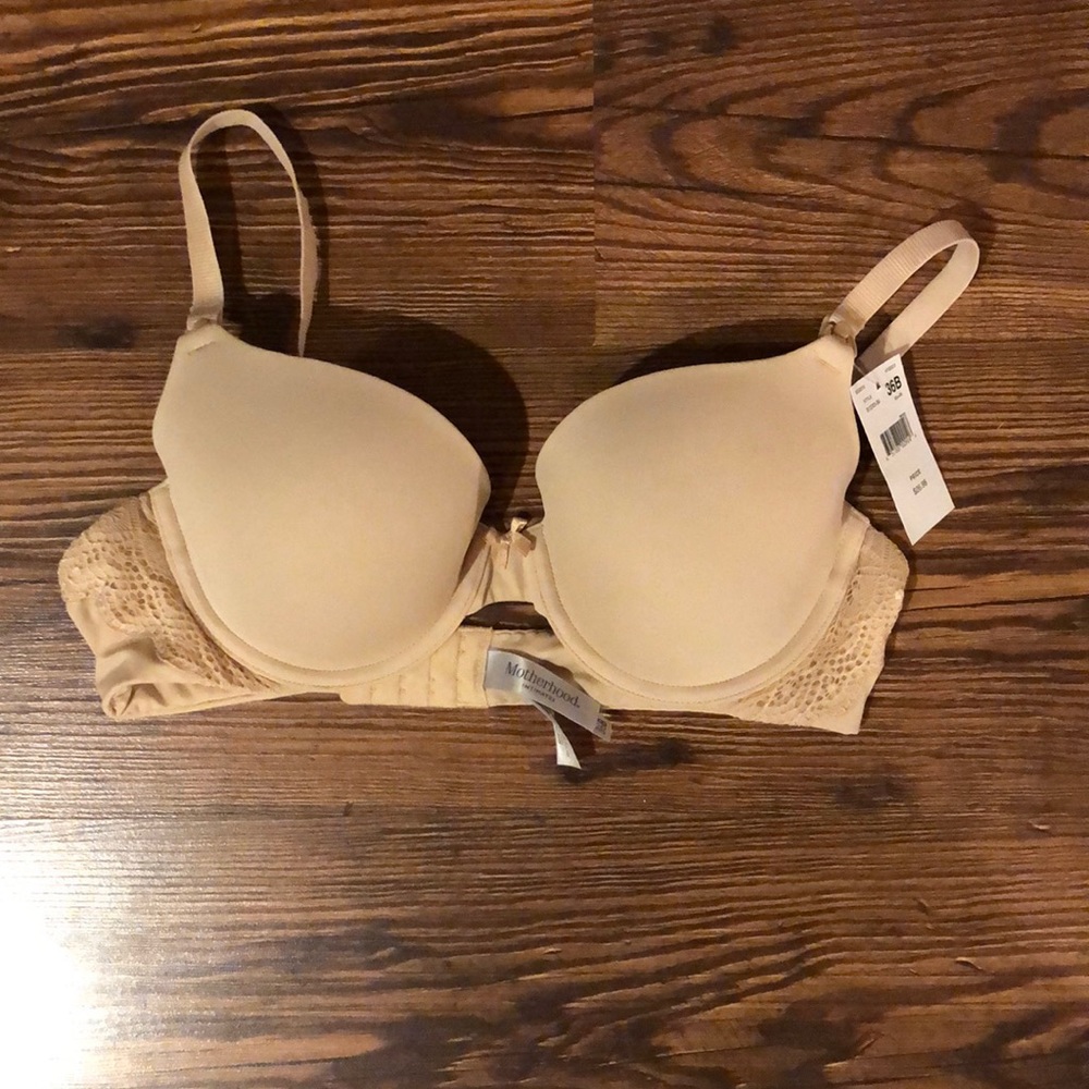 NWT Motherhood Maternity nursing bra